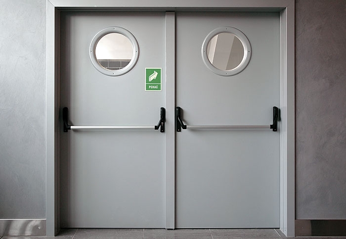 Установка противопожарных дверей